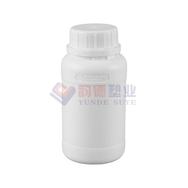 Bouteille ronde épaisse à barrière de fluorure translucide 250 ml-01